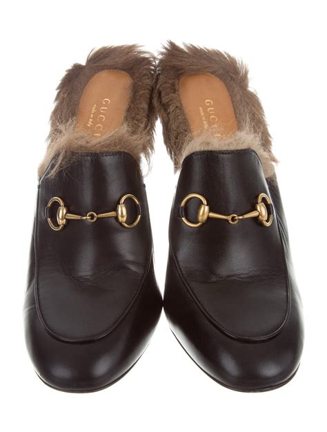 gucci princetown mule fur.